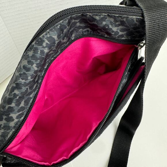 Baggallini Crossbody Cheetah Print Purse Handbag with pink lining EUC - Picture 10 of 12